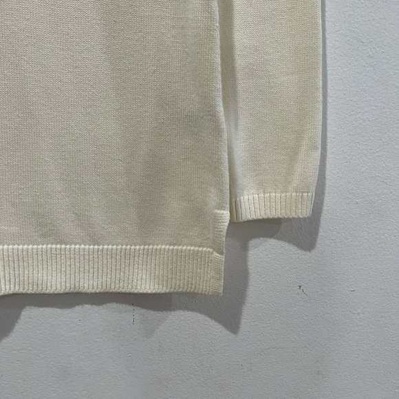 TALBOTS SWEATER WITH BUTTONS ON THE SHOULDER LONG SLEEVE SIZE Mp - Picture 2 of 10